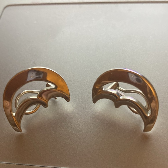 Tiffany&Co. Elsa  Peretti 💯 Authentic Sterling Silver Crescent Moon Earrings - Picture 3 of 9